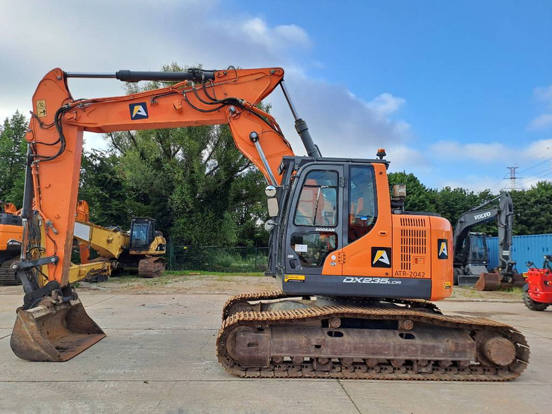 Doosan DX 235 LCR-5 - حفار زاحف: صورة 1 Doosan DX 235 LCR-5 - حفار زاحف: صورة 1