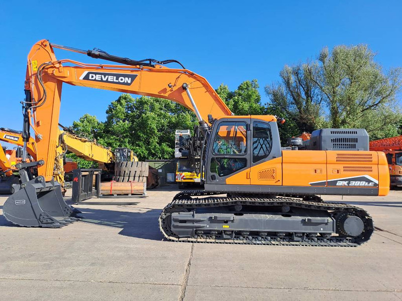 Doosan DX300LC-7M - حفار زاحف: صورة 1 Doosan DX300LC-7M - حفار زاحف: صورة 1