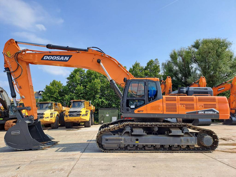 Doosan DX530LC-7M - حفار زاحف: صورة 1 Doosan DX530LC-7M - حفار زاحف: صورة 1
