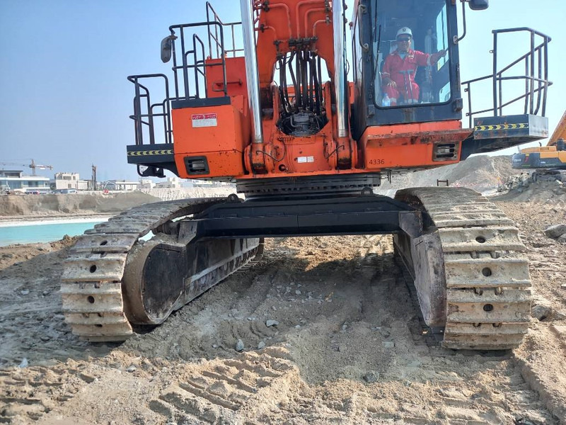 Hitachi EX 1200-6 Longreach 28m (Abu Dhabi) - حفّار: صورة 4 Hitachi EX 1200-6 Longreach 28m (Abu Dhabi) - حفّار: صورة 4