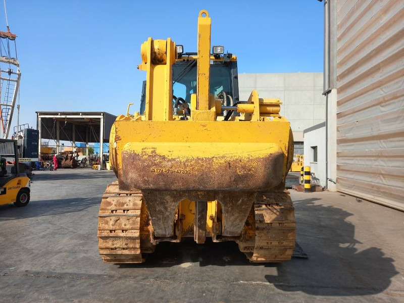 بلدوزر Komatsu D155A-6R (4 pcs available in Abu Dhabi): صورة 20 بلدوزر Komatsu D155A-6R (4 pcs available in Abu Dhabi): صورة 20