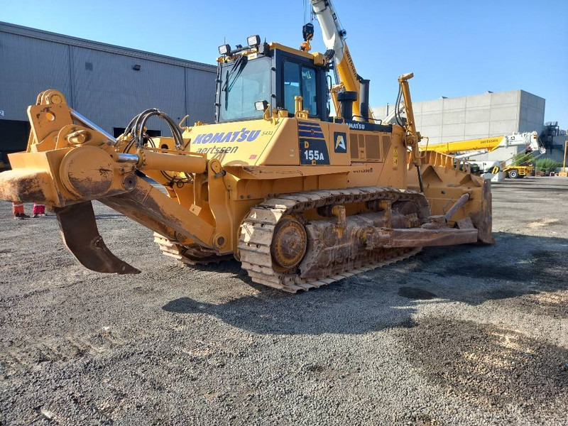 Komatsu D155A-6R (4 pcs available in Abu Dhabi) - بلدوزر: صورة 4 Komatsu D155A-6R (4 pcs available in Abu Dhabi) - بلدوزر: صورة 4