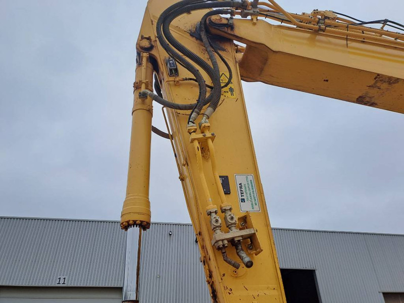 حفار زاحف Komatsu HB365LC-3: صورة 8