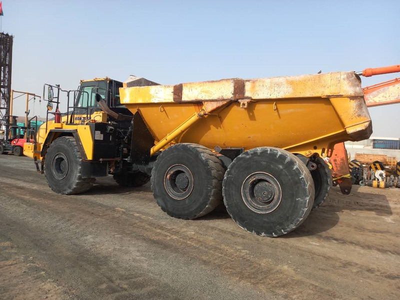 Komatsu HM400-3R (4 pcs available in Abu Dhabi) - شاحنة مفصلية: صورة 2 Komatsu HM400-3R (4 pcs available in Abu Dhabi) - شاحنة مفصلية: صورة 2