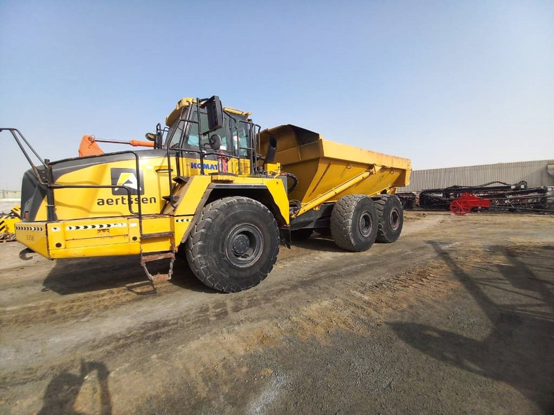 Komatsu HM400-3R (4 pcs available in Abu Dhabi) - شاحنة مفصلية: صورة 2 Komatsu HM400-3R (4 pcs available in Abu Dhabi) - شاحنة مفصلية: صورة 2