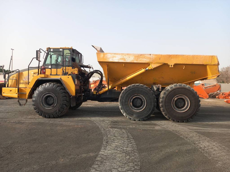 Komatsu HM400-3R (4pcs available in Abu Dhabi) - شاحنة مفصلية: صورة 1 Komatsu HM400-3R (4pcs available in Abu Dhabi) - شاحنة مفصلية: صورة 1