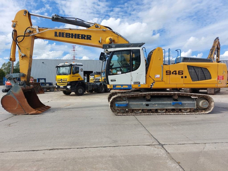 Liebherr R946LC (Lifting Cab) - حفار زاحف: صورة 2 Liebherr R946LC (Lifting Cab) - حفار زاحف: صورة 2