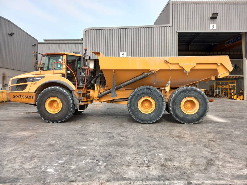 Volvo A40F (Abu Dhabi) - شاحنة مفصلية: صورة 1 Volvo A40F (Abu Dhabi) - شاحنة مفصلية: صورة 1