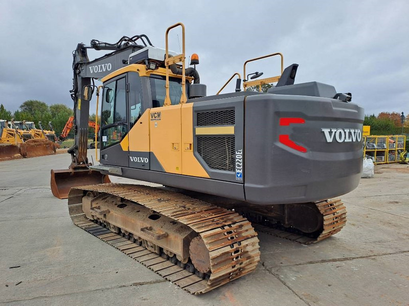 Volvo EC 220 EL (New Undercarriage) - حفار زاحف: صورة 2 Volvo EC 220 EL (New Undercarriage) - حفار زاحف: صورة 2