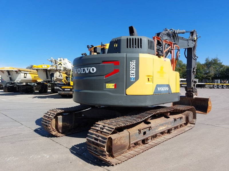 Volvo ECR 235 EL - حفار زاحف: صورة 5 Volvo ECR 235 EL - حفار زاحف: صورة 5