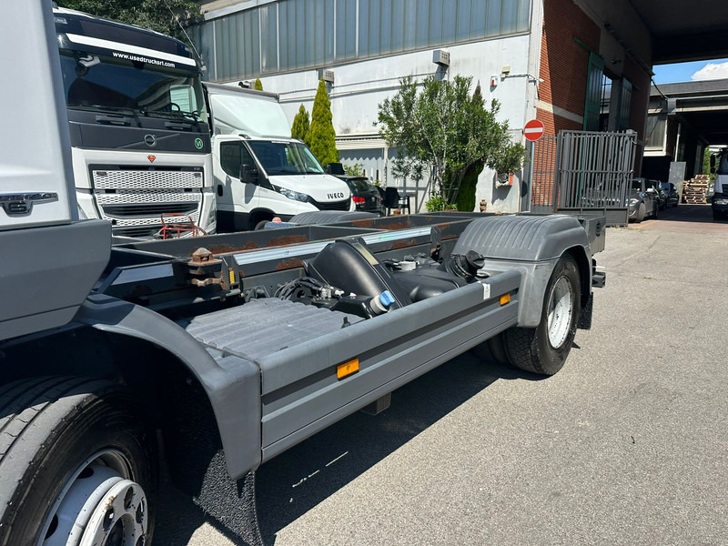 Mercedes-Benz Atego 13.23 - شاحنة بهيكل معدني للمقصورة: صورة 5 Mercedes-Benz Atego 13.23 - شاحنة بهيكل معدني للمقصورة: صورة 5