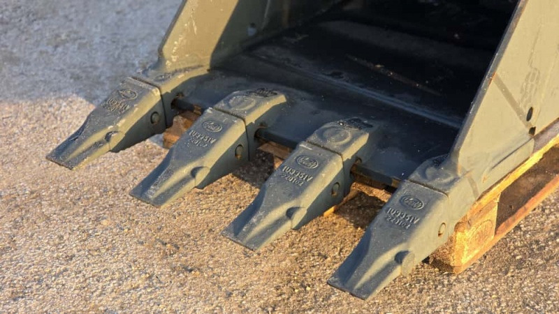 CASE CX210 - بكت حفار - حفار زاحف: صورة 3 CASE CX210 - بكت حفار - حفار زاحف: صورة 3