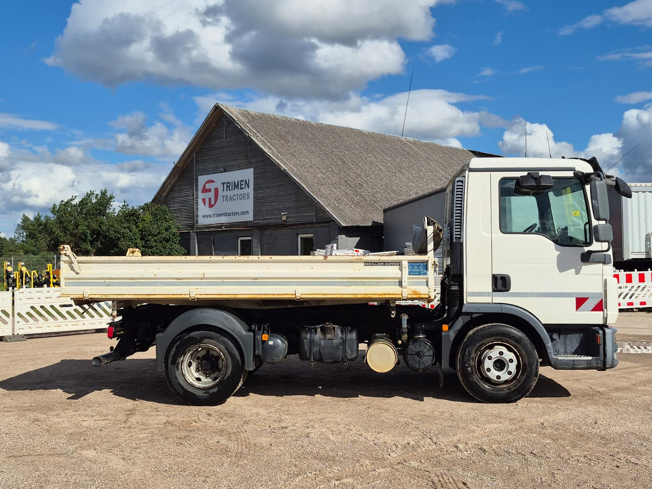 MAN TGL8.220, 83'600km! - شاحنة قلاب: صورة 4 MAN TGL8.220, 83'600km! - شاحنة قلاب: صورة 4