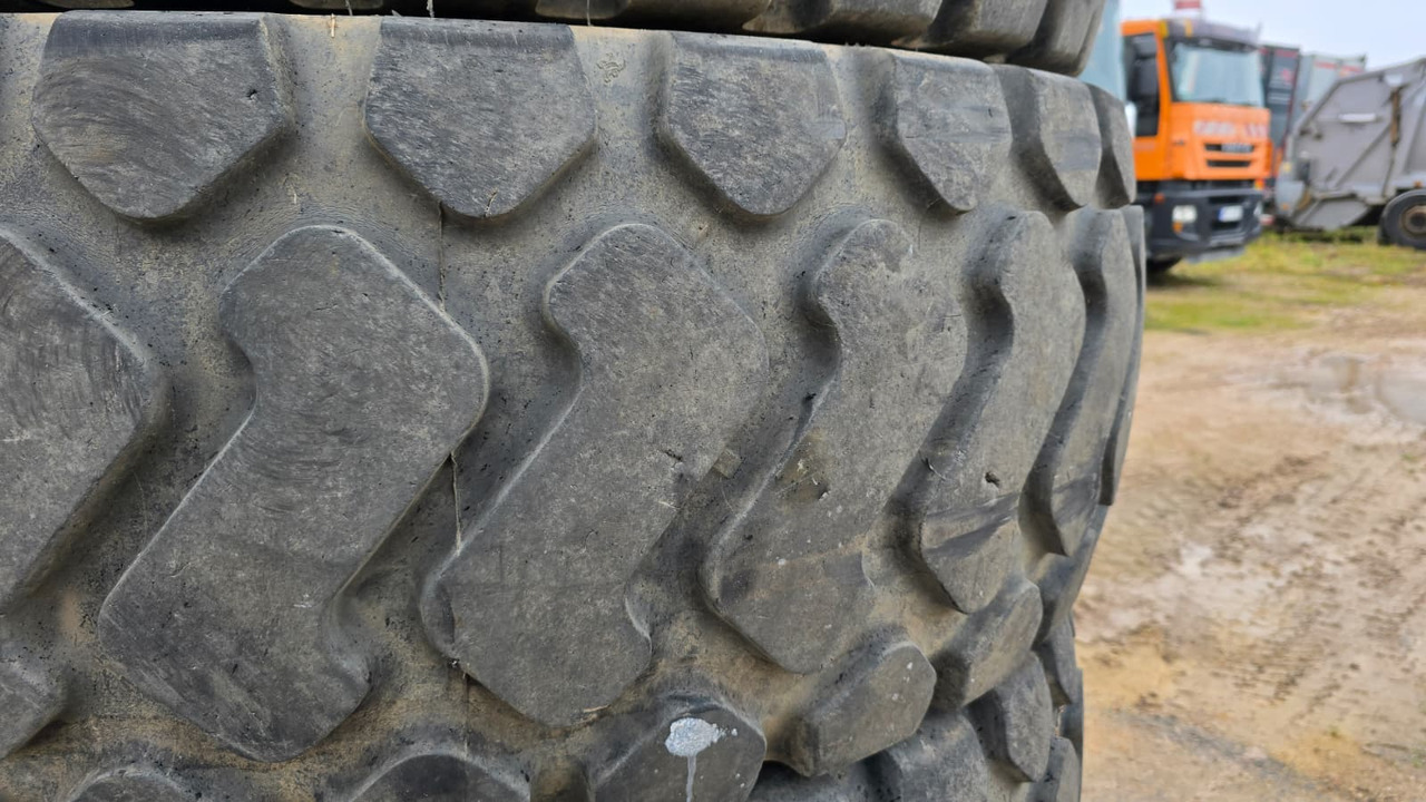 MICHELIN 17.5 R25 4pcs - عجلات - آلات الإنشاء: صورة 3 MICHELIN 17.5 R25 4pcs - عجلات - آلات الإنشاء: صورة 3