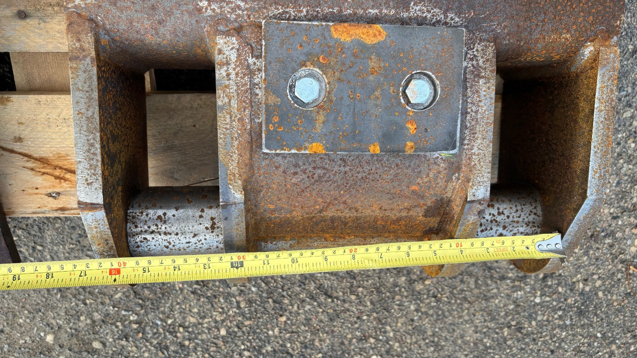 NTP10 B20 Top bracket plate - قارنة التوصيل السريعة - حفّار: صورة 4 NTP10 B20 Top bracket plate - قارنة التوصيل السريعة - حفّار: صورة 4