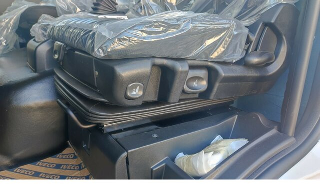 IVECO EuroCargo ML120EL21 EVI_E-AC+ PILOT+PTO... - شاحنة بهيكل معدني للمقصورة: صورة 5 IVECO EuroCargo ML120EL21 EVI_E-AC+ PILOT+PTO... - شاحنة بهيكل معدني للمقصورة: صورة 5