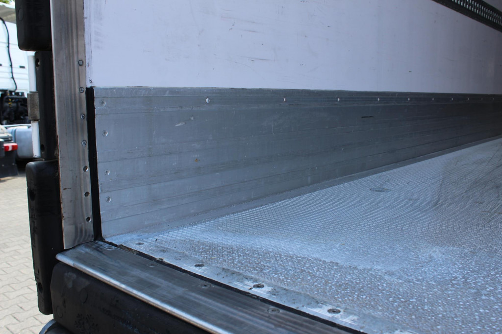 Lamberet TK SLXi Spectrum 2,65h Bi-Multi-Temp. TW LBW - نصف مقطورة للتبريد: صورة 3 Lamberet TK SLXi Spectrum 2,65h Bi-Multi-Temp. TW LBW - نصف مقطورة للتبريد: صورة 3