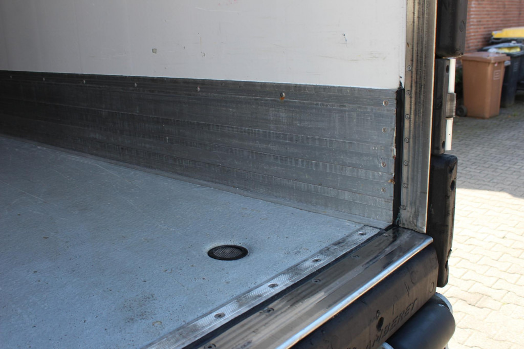 Lamberet Thermo King SLXi 300 Fleischer Meat Viande SAF - نصف مقطورة للتبريد: صورة 5 Lamberet Thermo King SLXi 300 Fleischer Meat Viande SAF - نصف مقطورة للتبريد: صورة 5