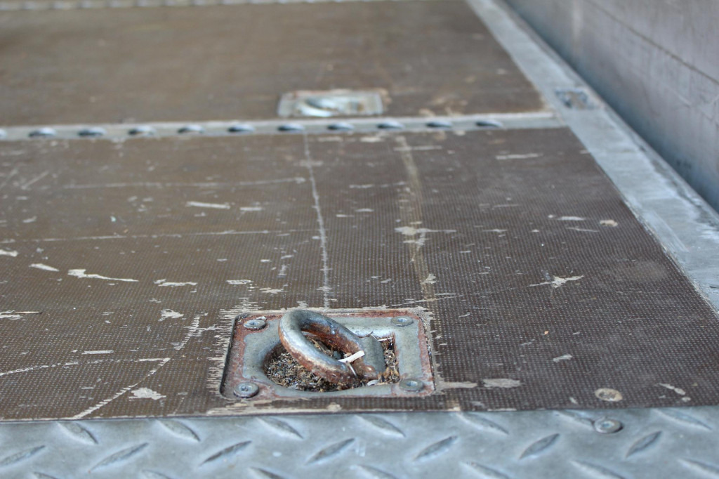 MAN TGM 18.290 Plane-Koffer 7,5 m Klima 499TKm - شاحنة ذات ستائر جانبية: صورة 4 MAN TGM 18.290 Plane-Koffer 7,5 m Klima 499TKm - شاحنة ذات ستائر جانبية: صورة 4