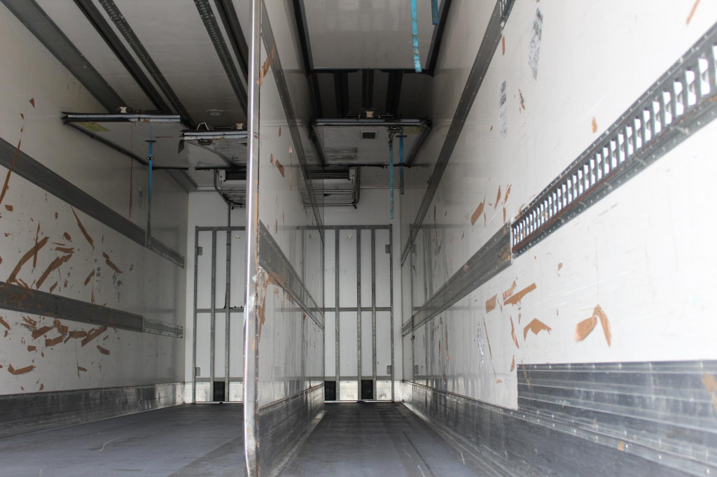 Mercedes-Benz Antos 2536 E6 CS 1250Mt Tri-temp LBW TW ATP - شاحنة ذات مبرد: صورة 4 Mercedes-Benz Antos 2536 E6 CS 1250Mt Tri-temp LBW TW ATP - شاحنة ذات مبرد: صورة 4