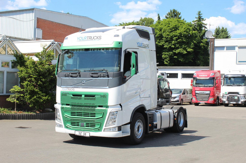 Volvo FH 460 E6 Globetrotter 2 Tanks i-Park Cool - مقطورة السحب: صورة 1 Volvo FH 460 E6 Globetrotter 2 Tanks i-Park Cool - مقطورة السحب: صورة 1