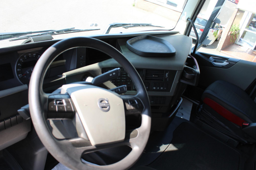 Volvo FH 500 E6 Globetrotter I-Park Cool VIN: LB - مقطورة السحب: صورة 4 Volvo FH 500 E6 Globetrotter I-Park Cool VIN: LB - مقطورة السحب: صورة 4