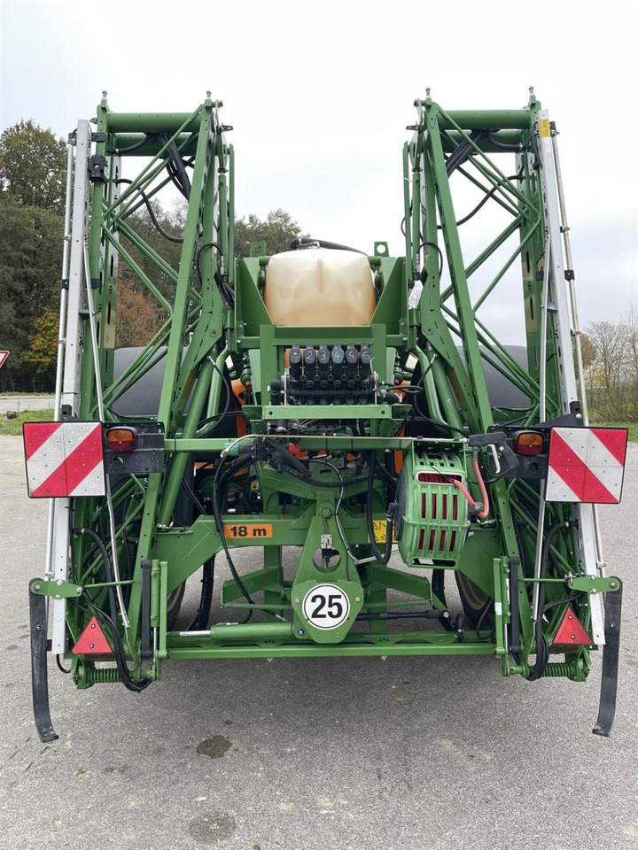 Amazone UX 4200 Special, Baujahr 2009 - رشاش مسحوب: صورة 4 Amazone UX 4200 Special, Baujahr 2009 - رشاش مسحوب: صورة 4