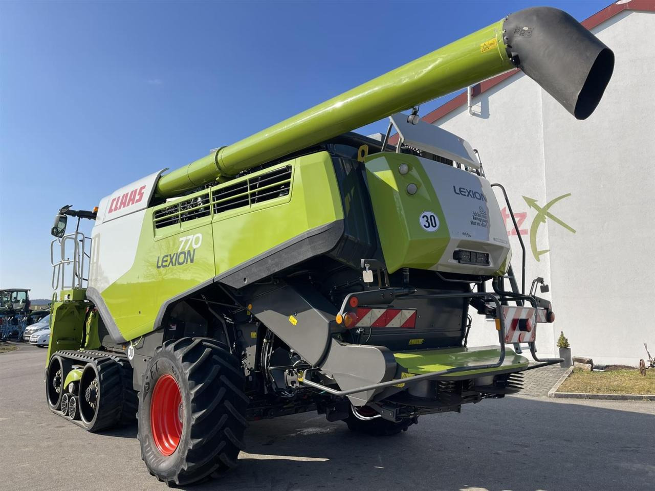 CLAAS Lexion 770TT Modell C76 mit CEMOS AUTOMATIC und Schneidwerk V1230 - حصادة: صورة 4 CLAAS Lexion 770TT Modell C76 mit CEMOS AUTOMATIC und Schneidwerk V1230 - حصادة: صورة 4