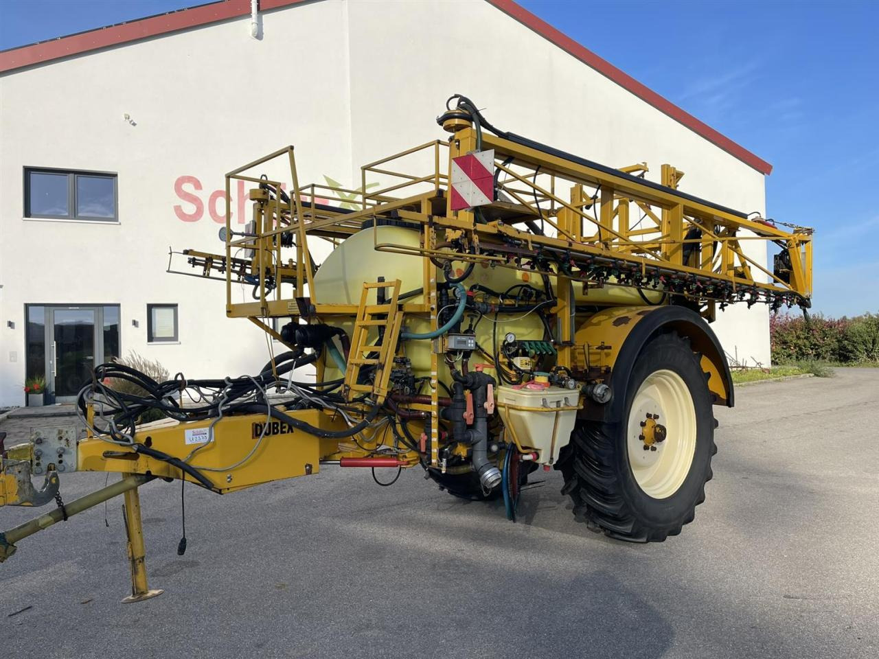 Dubex Vector, Lenkung, 4.000l, 28m, Spray Control, Tank Control - رشاش مسحوب: صورة 1 Dubex Vector, Lenkung, 4.000l, 28m, Spray Control, Tank Control - رشاش مسحوب: صورة 1