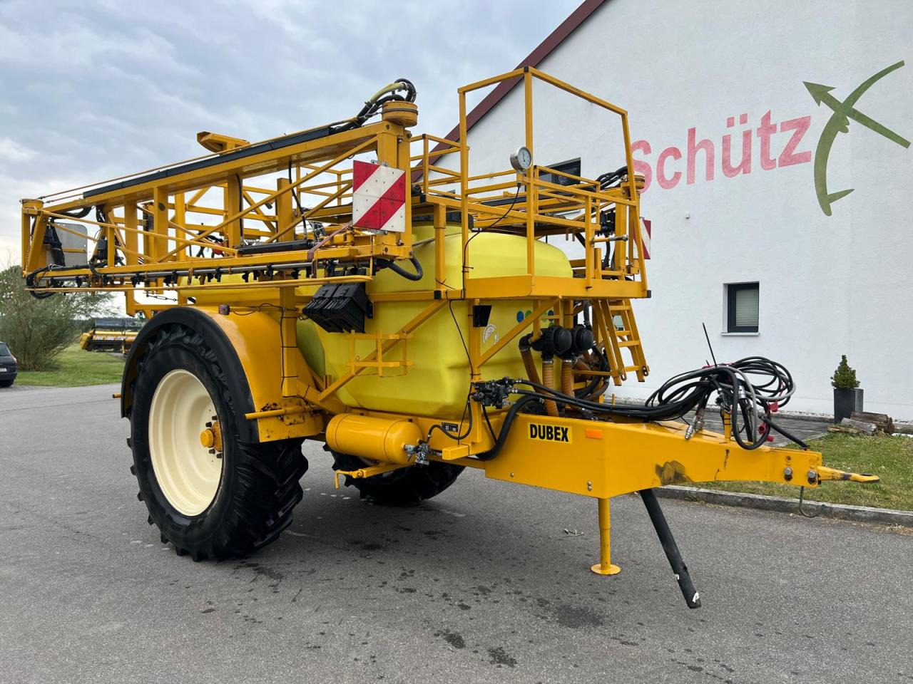 Dubex Vector mit 3.200 Liter Tankvolumen, 27m, Müller Tank Control, Müller Spray Control S - رشاش مسحوب: صورة 2 Dubex Vector mit 3.200 Liter Tankvolumen, 27m, Müller Tank Control, Müller Spray Control S - رشاش مسحوب: صورة 2