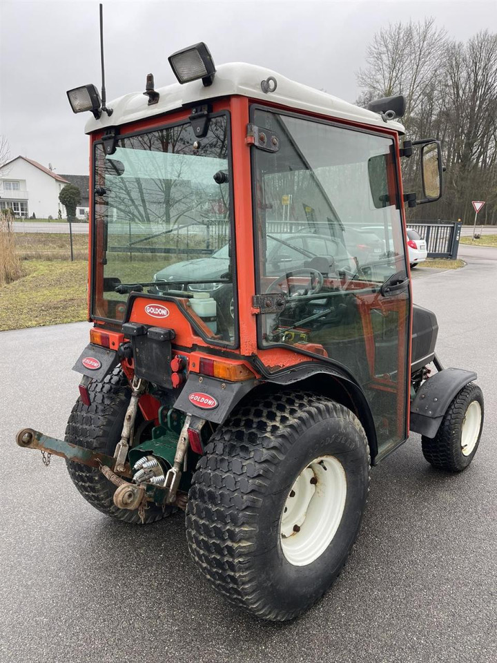 Goldoni IDEA 30HST Goldoni, Rasenmäher und Mulcher, Kabine, Frontkraftheber, Heckhubwerkanhängung - جرار: صورة 5 Goldoni IDEA 30HST Goldoni, Rasenmäher und Mulcher, Kabine, Frontkraftheber, Heckhubwerkanhängung - جرار: صورة 5