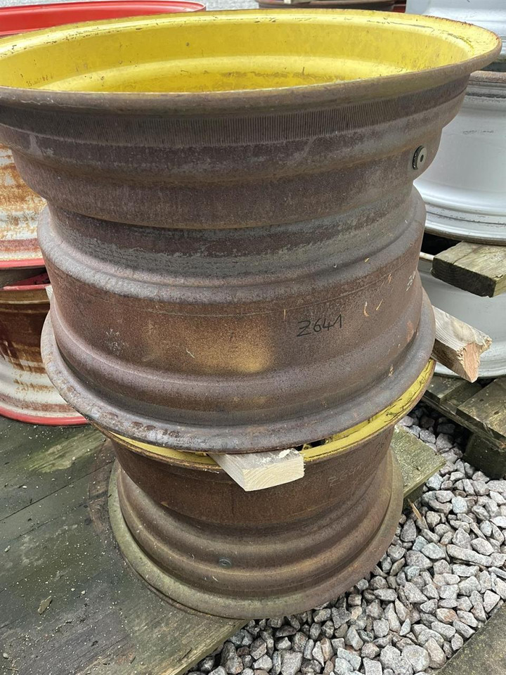 John Deere 15X24 / 8 Loch Felge - الجنوط: صورة 1 John Deere 15X24 / 8 Loch Felge - الجنوط: صورة 1