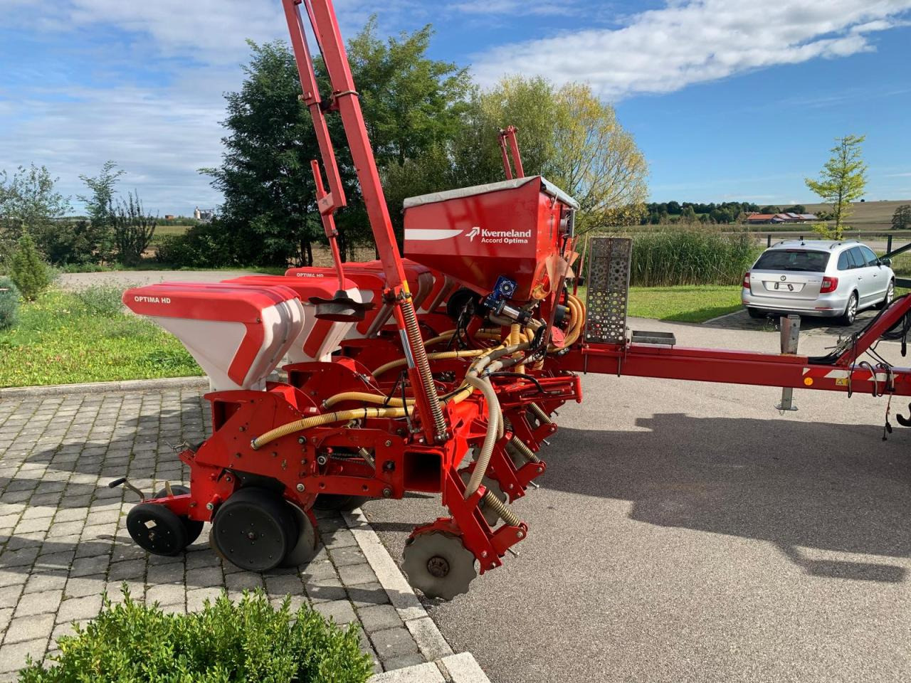 Kverneland Optima HD, mechanischer Antrieb, Reihendüngerstreuer, Visio - Säüberwachung, Baujahr 2007 - آلة البذر الدقيق: صورة 5 Kverneland Optima HD, mechanischer Antrieb, Reihendüngerstreuer, Visio - Säüberwachung, Baujahr 2007 - آلة البذر الدقيق: صورة 5