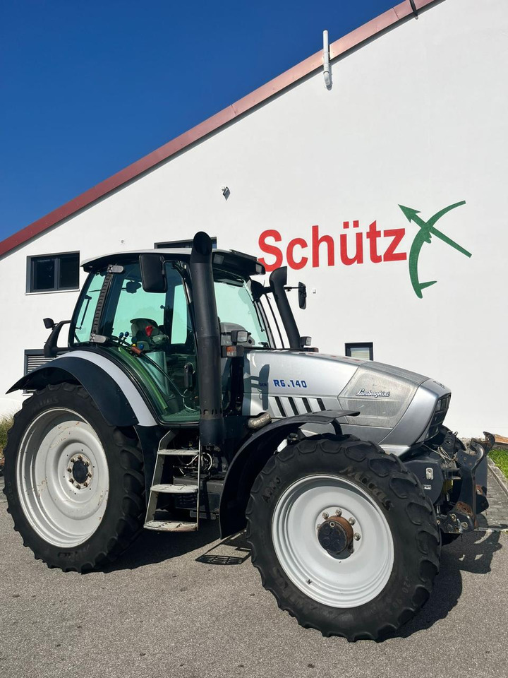 Lamborghini R6.140 DCR mit Frontzapfwelle und Frontkraftheber, Pflegeschlepper - جرار: صورة 2 Lamborghini R6.140 DCR mit Frontzapfwelle und Frontkraftheber, Pflegeschlepper - جرار: صورة 2