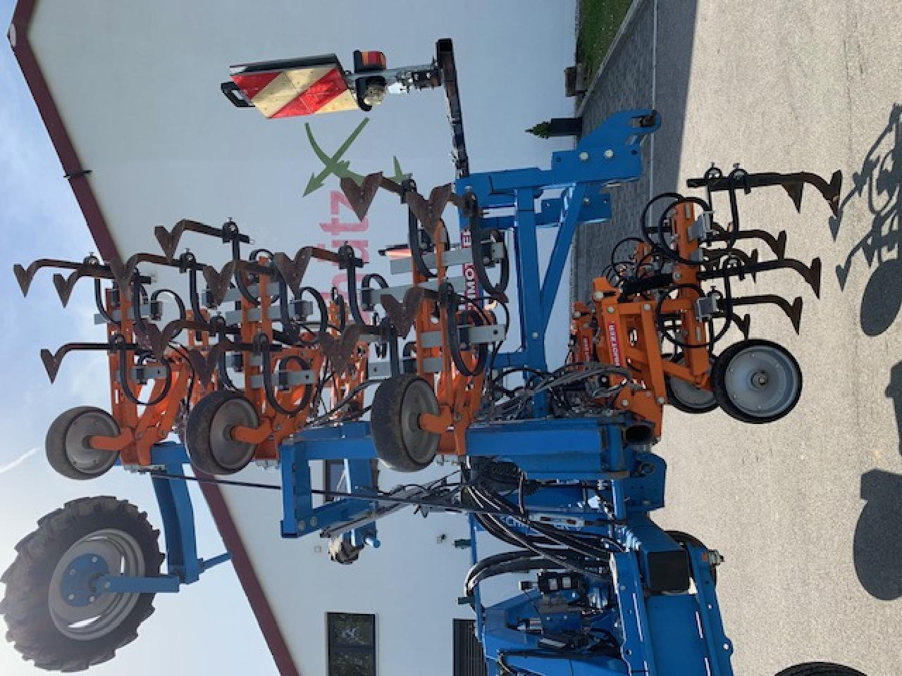 Schmotzer Hackgerät 8 - reihig, 75cm, mit Section Controll und Verschieberahmen, Schmotzer - معدات حرث التربة: صورة 2 Schmotzer Hackgerät 8 - reihig, 75cm, mit Section Controll und Verschieberahmen, Schmotzer - معدات حرث التربة: صورة 2