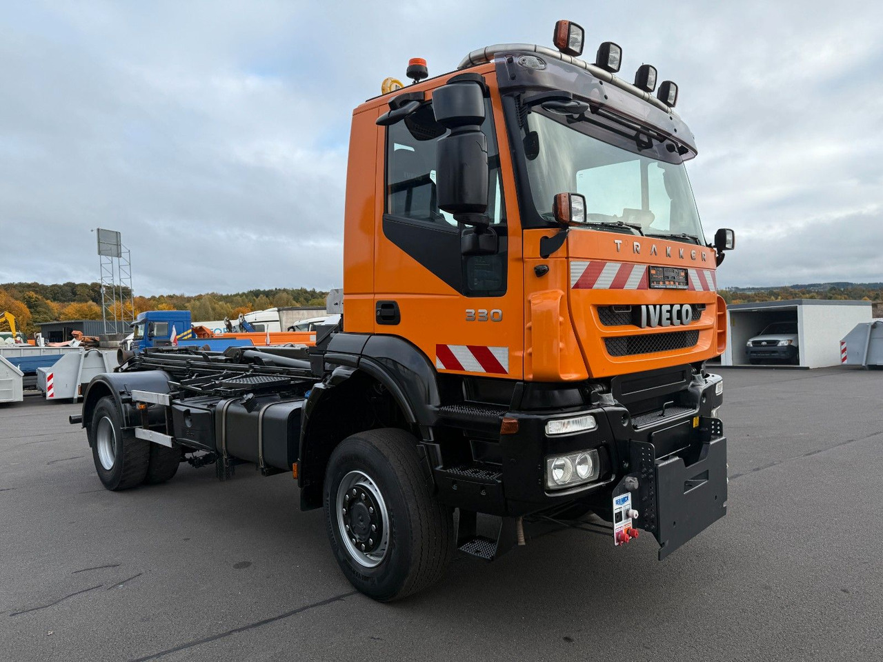 Iveco Trakker 330 EEV Winterdienst Abroll - شاحنة برافعة خطافية: صورة 5 Iveco Trakker 330 EEV Winterdienst Abroll - شاحنة برافعة خطافية: صورة 5