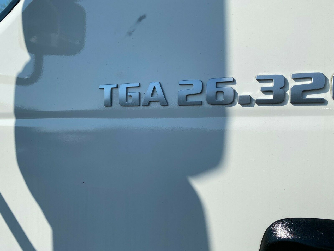 شاحنة بهيكل معدني للمقصورة MAN 26.320 TGA 6x2 MAN 26.320 TGA 6x2: صورة 12