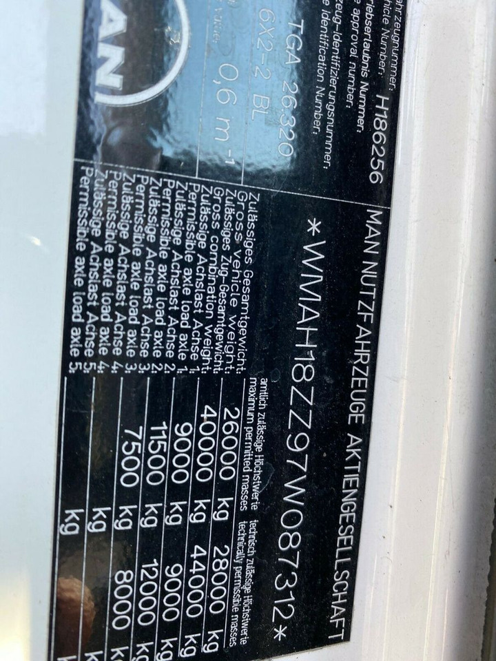 شاحنة بهيكل معدني للمقصورة MAN 26.320 TGA 6x2 MAN 26.320 TGA 6x2: صورة 9