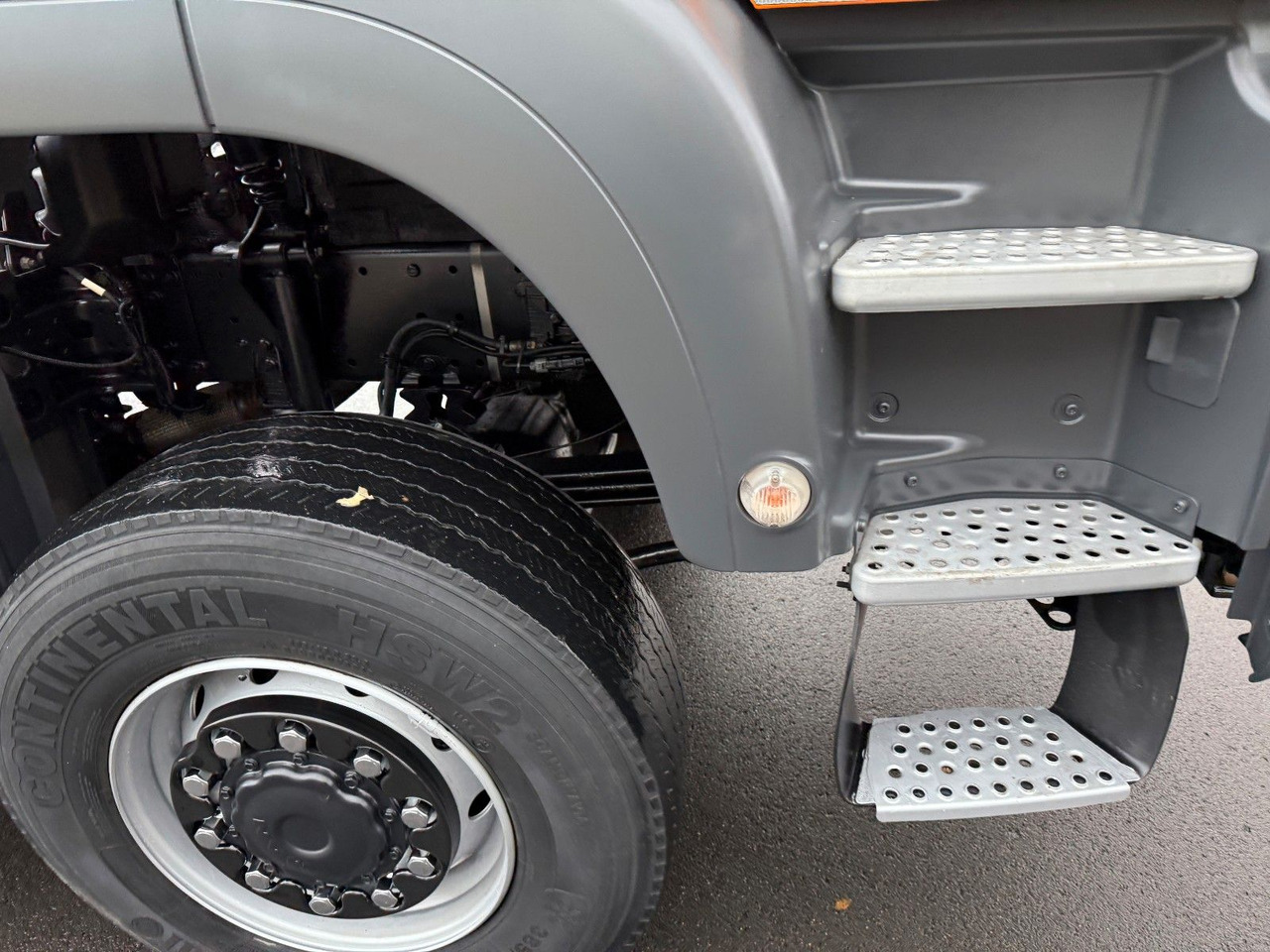 MAN TGS 18.360 4x4 Winterdienst Fahrgestell - شاحنة بهيكل معدني للمقصورة: صورة 3 MAN TGS 18.360 4x4 Winterdienst Fahrgestell - شاحنة بهيكل معدني للمقصورة: صورة 3