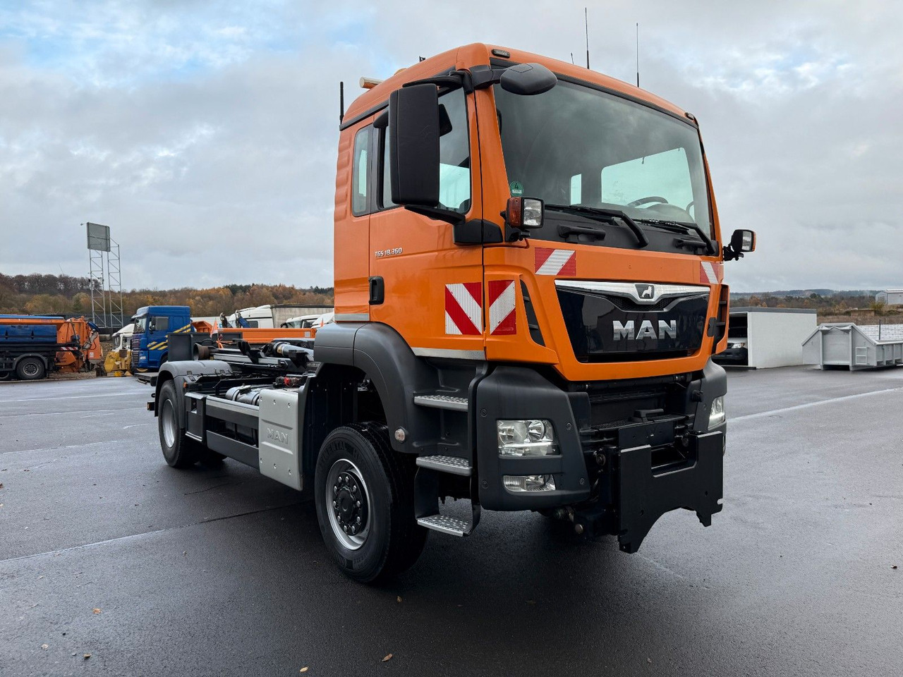 MAN TGS 18.360 4x4 Winterdienst Meiller Abroller - شاحنة برافعة خطافية: صورة 4 MAN TGS 18.360 4x4 Winterdienst Meiller Abroller - شاحنة برافعة خطافية: صورة 4
