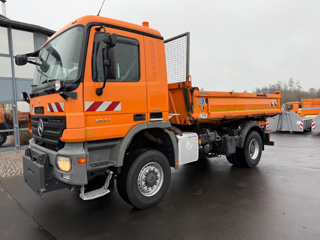 Mercedes-Benz Actros 2032 4x4 Blattfederung + Kupplung+Meiller - شاحنة قلاب: صورة 1 Mercedes-Benz Actros 2032 4x4 Blattfederung + Kupplung+Meiller - شاحنة قلاب: صورة 1
