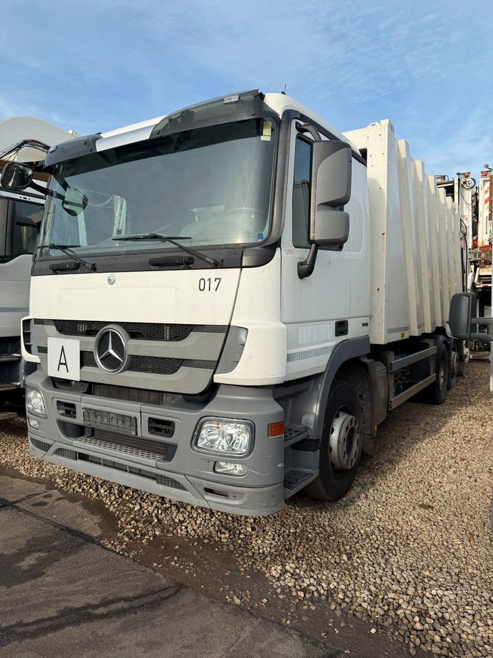 Mercedes-Benz Actros 2532 6x2 MP3 Faun Power Press 524 - شاحنة قمامة: صورة 1 Mercedes-Benz Actros 2532 6x2 MP3 Faun Power Press 524 - شاحنة قمامة: صورة 1