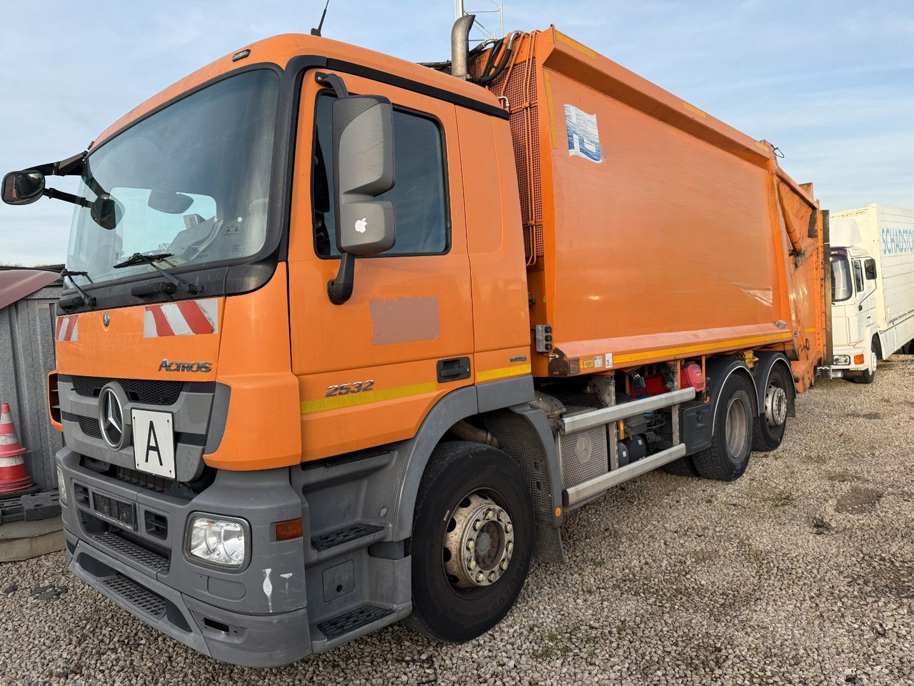 Mercedes-Benz Actros 2532 6x2 Zoeller Medium XL 21 - شاحنة قمامة: صورة 1 Mercedes-Benz Actros 2532 6x2 Zoeller Medium XL 21 - شاحنة قمامة: صورة 1