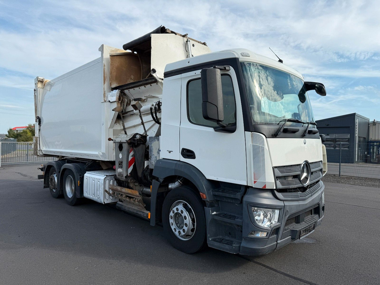 Mercedes-Benz Antos 2533 Seitenlader HS SL- VK- F - شاحنة قمامة: صورة 3 Mercedes-Benz Antos 2533 Seitenlader HS SL- VK- F - شاحنة قمامة: صورة 3