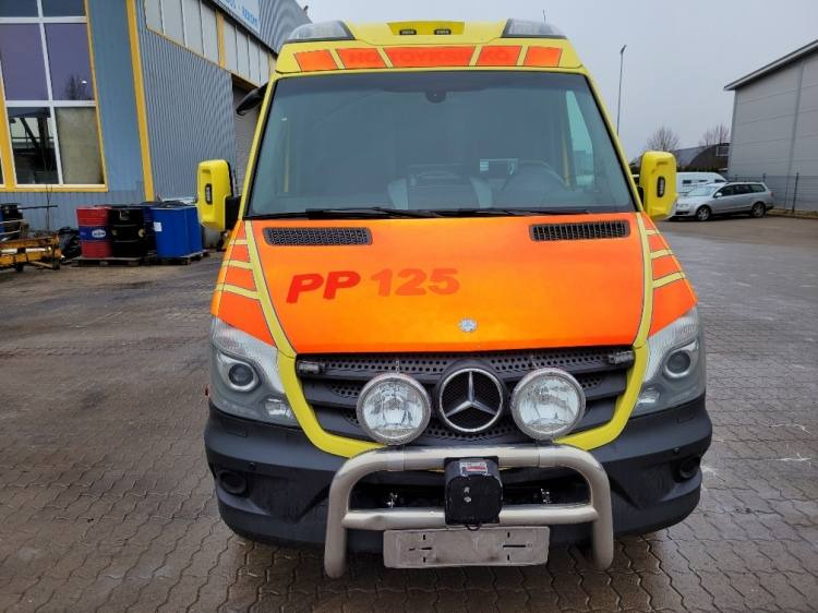 MERCEDES – BENZ SPRINTER 2.2D AMBULANCE (PROFILE) KLIMA 11.2014 EURO 5  - سيارة إسعاف: صورة 2 MERCEDES – BENZ SPRINTER 2.2D AMBULANCE (PROFILE) KLIMA 11.2014 EURO 5  - سيارة إسعاف: صورة 2