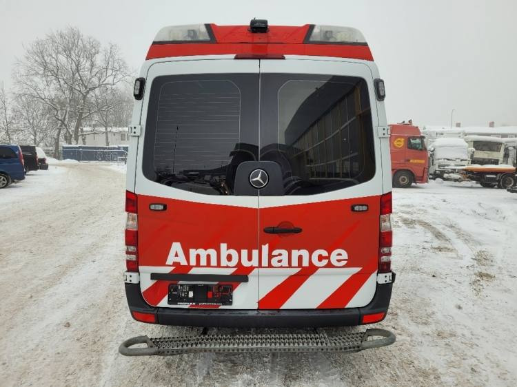 MERCEDES – BENZ SPRINTER 3.0D AMBULANCE (PROFILE) KLIMA 7.2015 EURO 6 - سيارة إسعاف: صورة 5 MERCEDES – BENZ SPRINTER 3.0D AMBULANCE (PROFILE) KLIMA 7.2015 EURO 6 - سيارة إسعاف: صورة 5