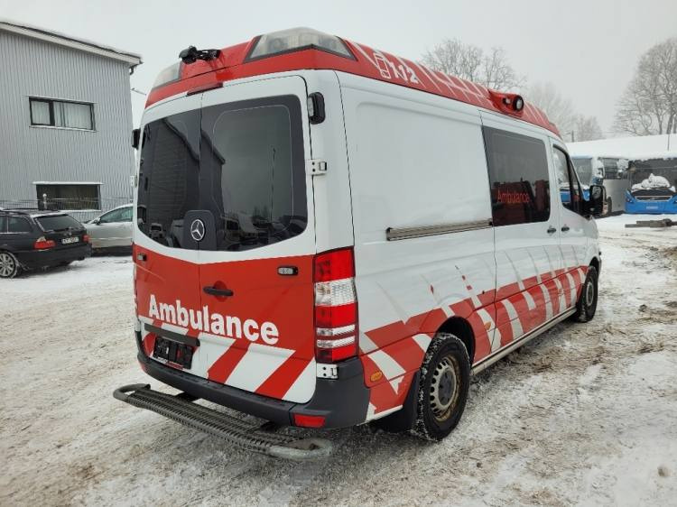 MERCEDES – BENZ SPRINTER 3.0D AMBULANCE (PROFILE) KLIMA 7.2015 EURO 6 - سيارة إسعاف: صورة 4 MERCEDES – BENZ SPRINTER 3.0D AMBULANCE (PROFILE) KLIMA 7.2015 EURO 6 - سيارة إسعاف: صورة 4