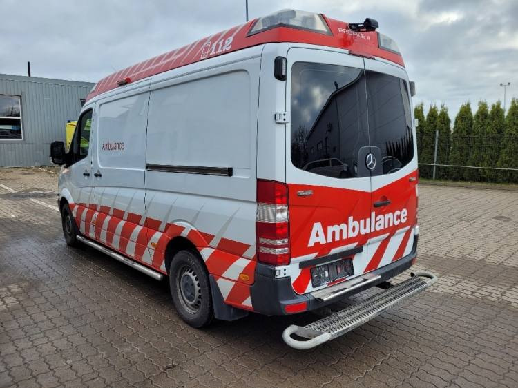 MERCEDES – BENZ SPRINTER 319 3.0D AMBULANCE (PROFILE) KLIMA, 6.2017, EURO 6 - سيارة إسعاف: صورة 5 MERCEDES – BENZ SPRINTER 319 3.0D AMBULANCE (PROFILE) KLIMA, 6.2017, EURO 6 - سيارة إسعاف: صورة 5