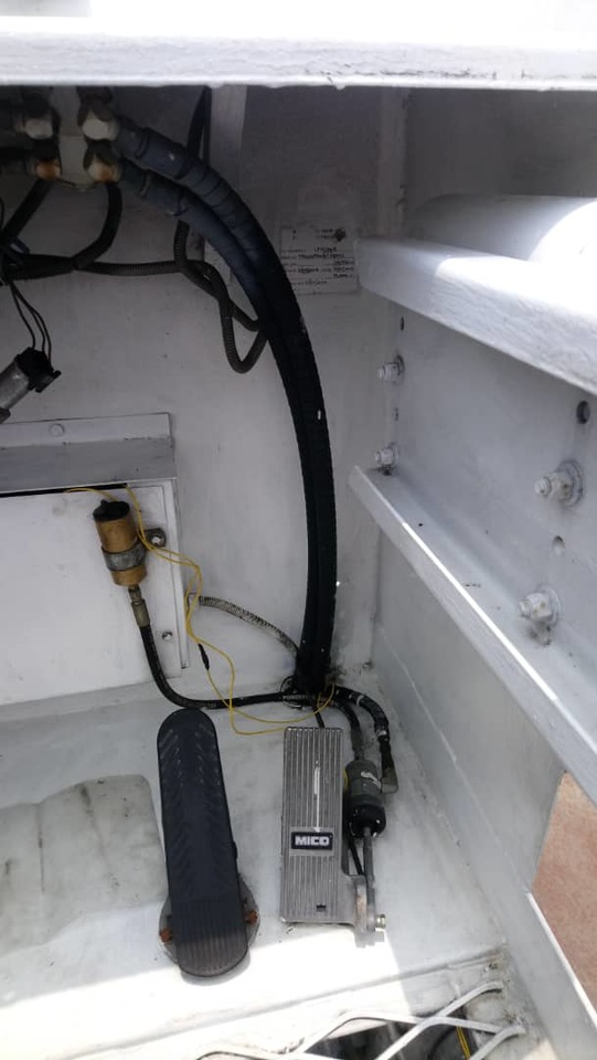 FMC MDL 60 Main Deck 30 tons - محملات الحاويات والمنصات النقالة: صورة 5 FMC MDL 60 Main Deck 30 tons - محملات الحاويات والمنصات النقالة: صورة 5