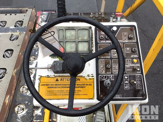 FMC loader Commander 15 Universal - محملات الحاويات والمنصات النقالة: صورة 3 FMC loader Commander 15 Universal - محملات الحاويات والمنصات النقالة: صورة 3